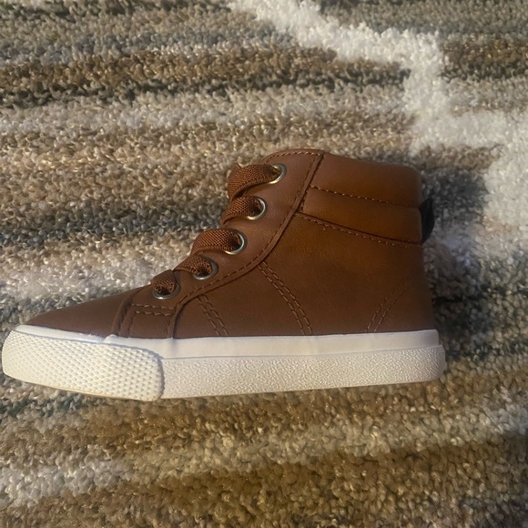Other - New High Top size 6
